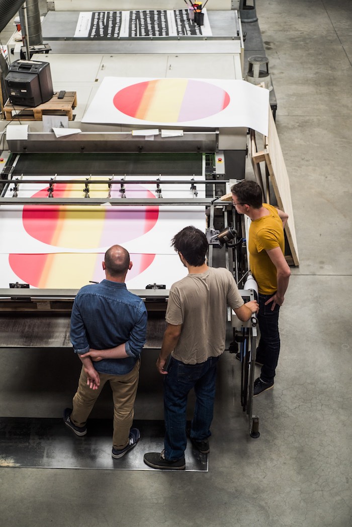 Atelier de sérigraphie Lézard Graphique, impression affiche Jazzdor. © Pascal Bastien