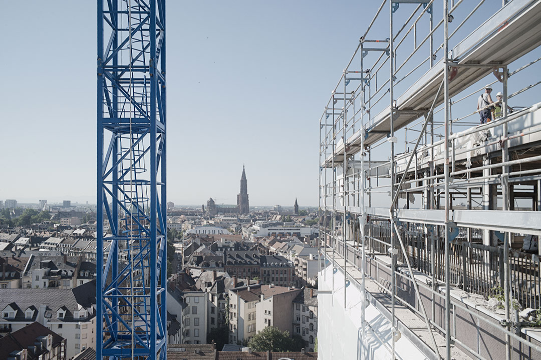 ZUT magazine a suivi la construction de La Canopée, anciennement la Maison du Bâtiment à Strasbourg. Photo : Henri Vogt