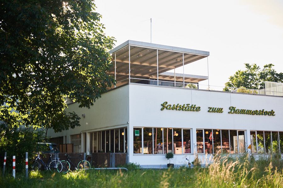 Restaurant Erasmus, cité Bauhaus Dammerstock, Karlsruhe - Photo Arno Kohlem