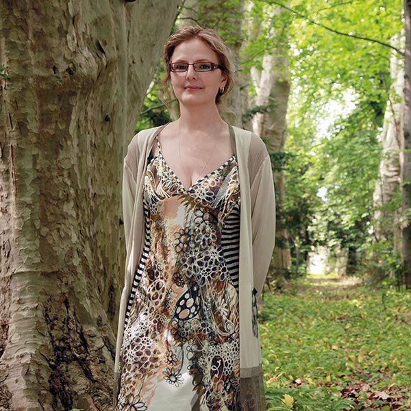 ANNE-GERBER gérante de maison d’hôtes à Strasbourg photographiée par Nathalie Savey
