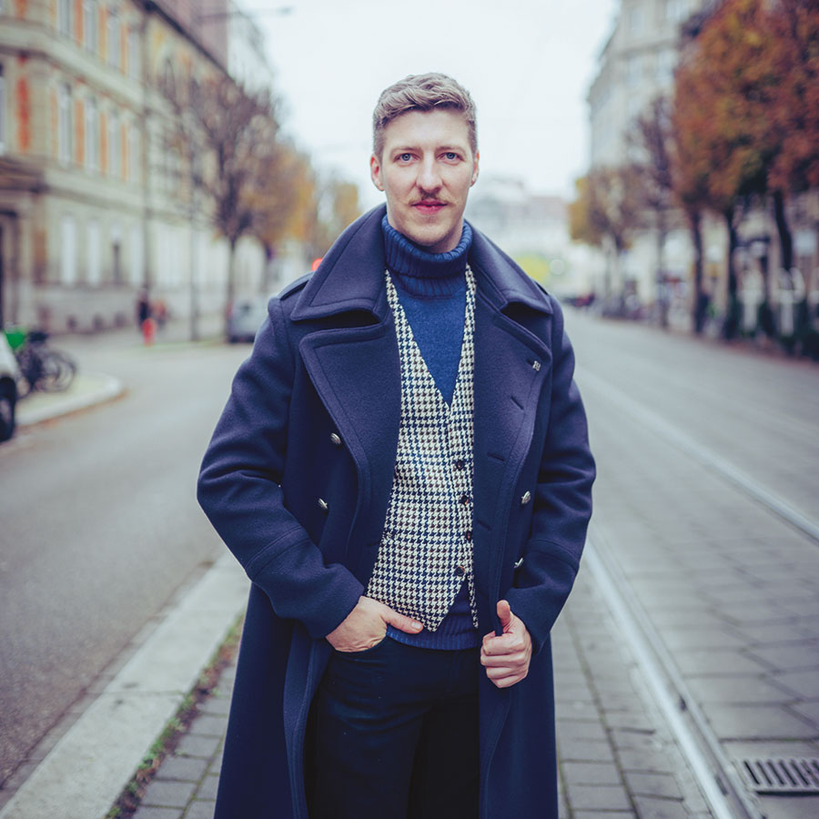 ZUT-MAGAZINE—Sébastien Vonesh, restaurateur, photographié Avenue de la Marseillaise - ©Jesus s. Baptista