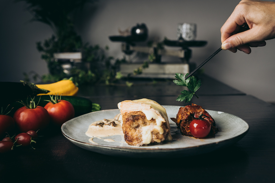 Cordon Bleu de Veau Gratiné au Munster du Petit Stamm. Photo Christoph de Barry