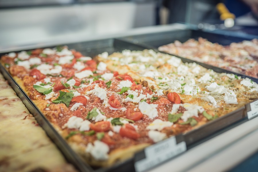 Il Francese Strasbourg pizza à part al taglio à emporter bonnes pizzas