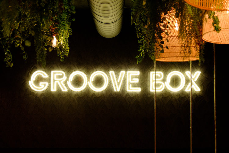 Karaoké Groove Box